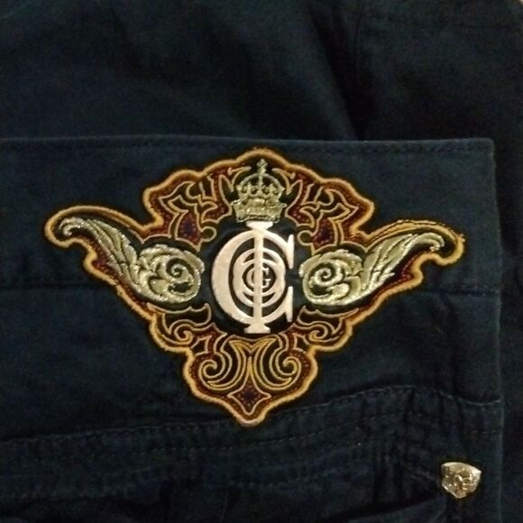 Coogi Black and Gold Embroidered Cargo Shorts Men Size 42 - Picture 4 of 10